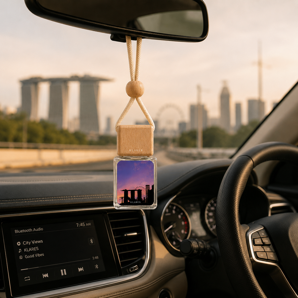 City Views Hanging Car Diffuser 8ml | Citrus, Pink Pepper, Cedar