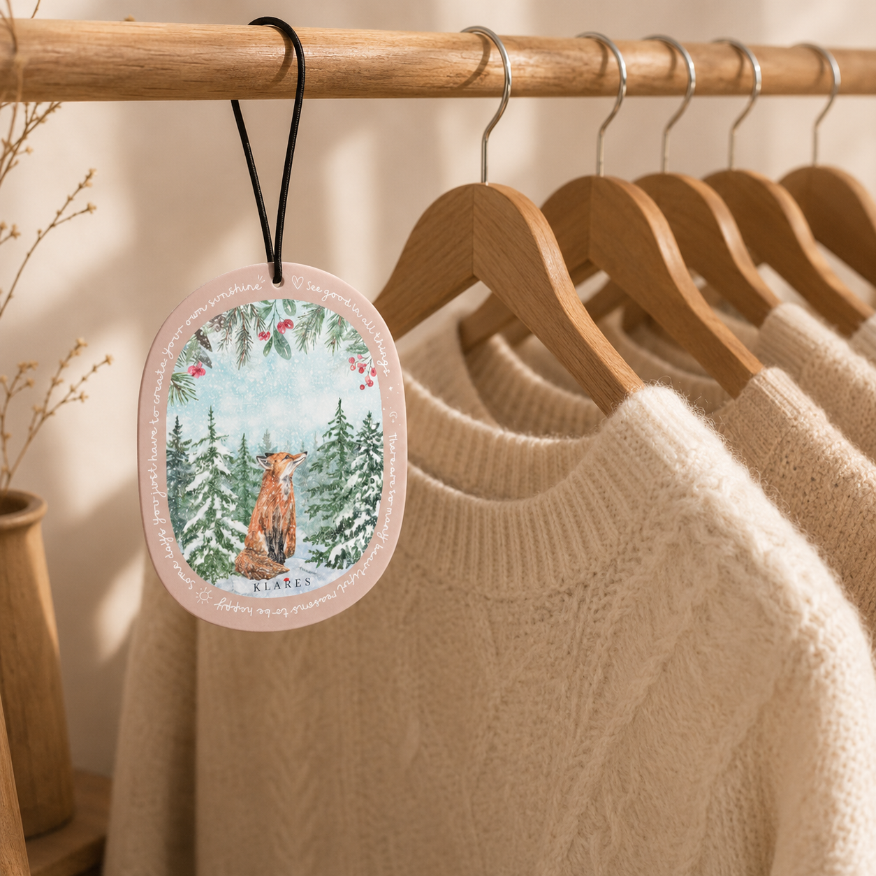 Icy Wonderland Wardrobe Air Freshener | Bergamot, Jasmine & Sandalwood