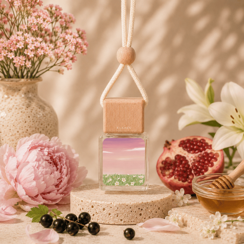Spring Lilies Hanging Car Diffuser 8ml | Blackcurrant, Peony, Amber